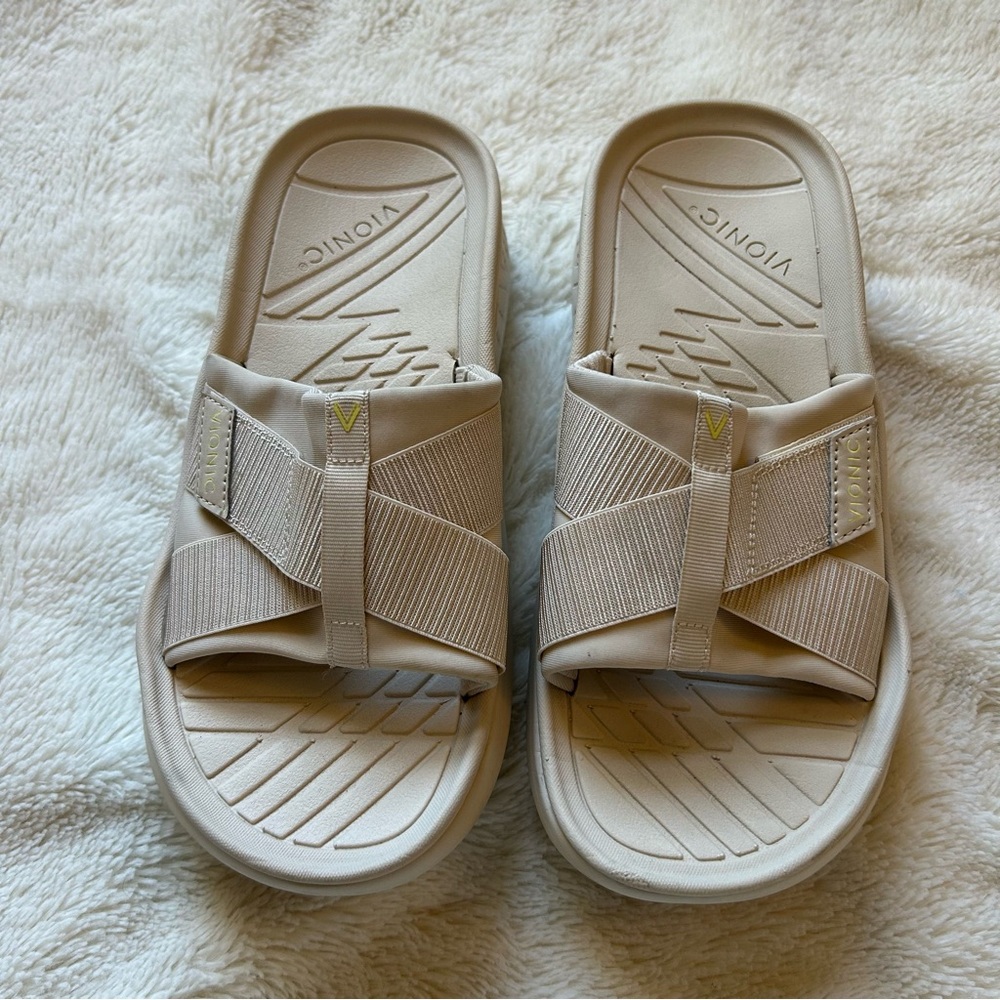 Vionic Birch colored slides - Picture 2 of 3